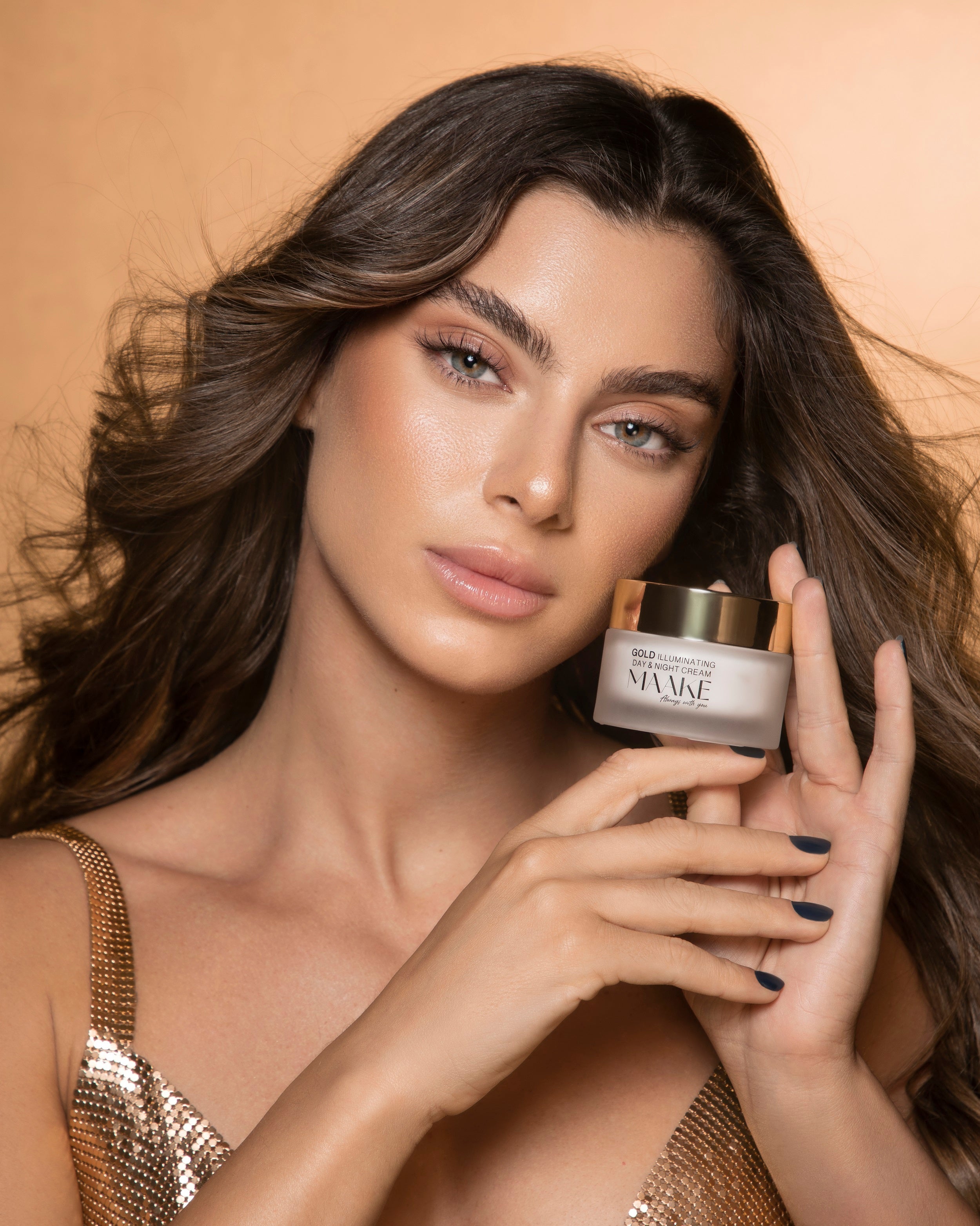 GOLD Illuminating Day & Night Cream